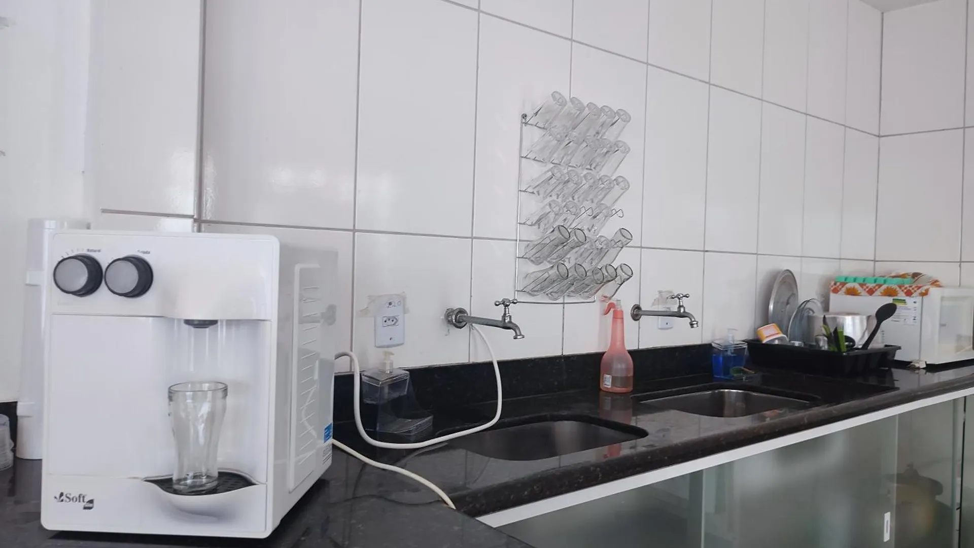Aloha Suites Cabo Frio Inn